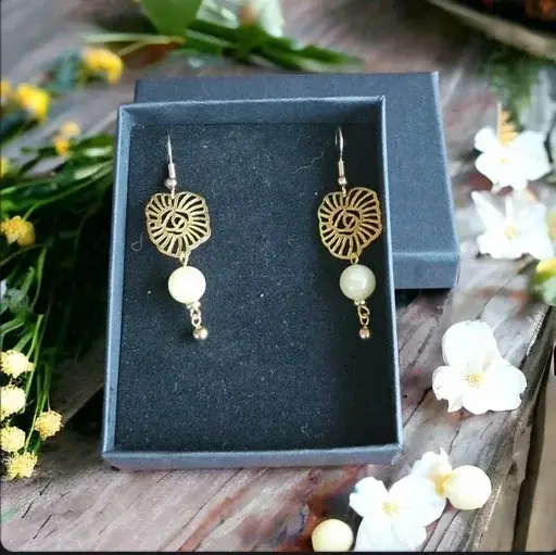 Boucles d'oreilles artisanales Feuilles-Aventurine jaune