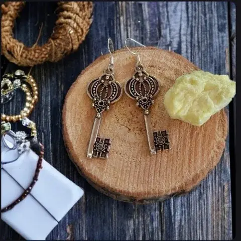 Earrings - Royal Key